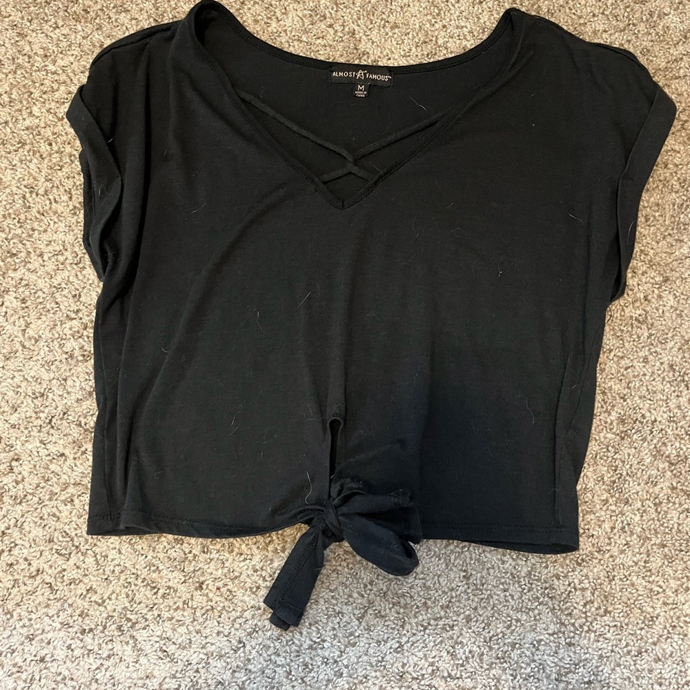 Criss cross tie front crop tee
